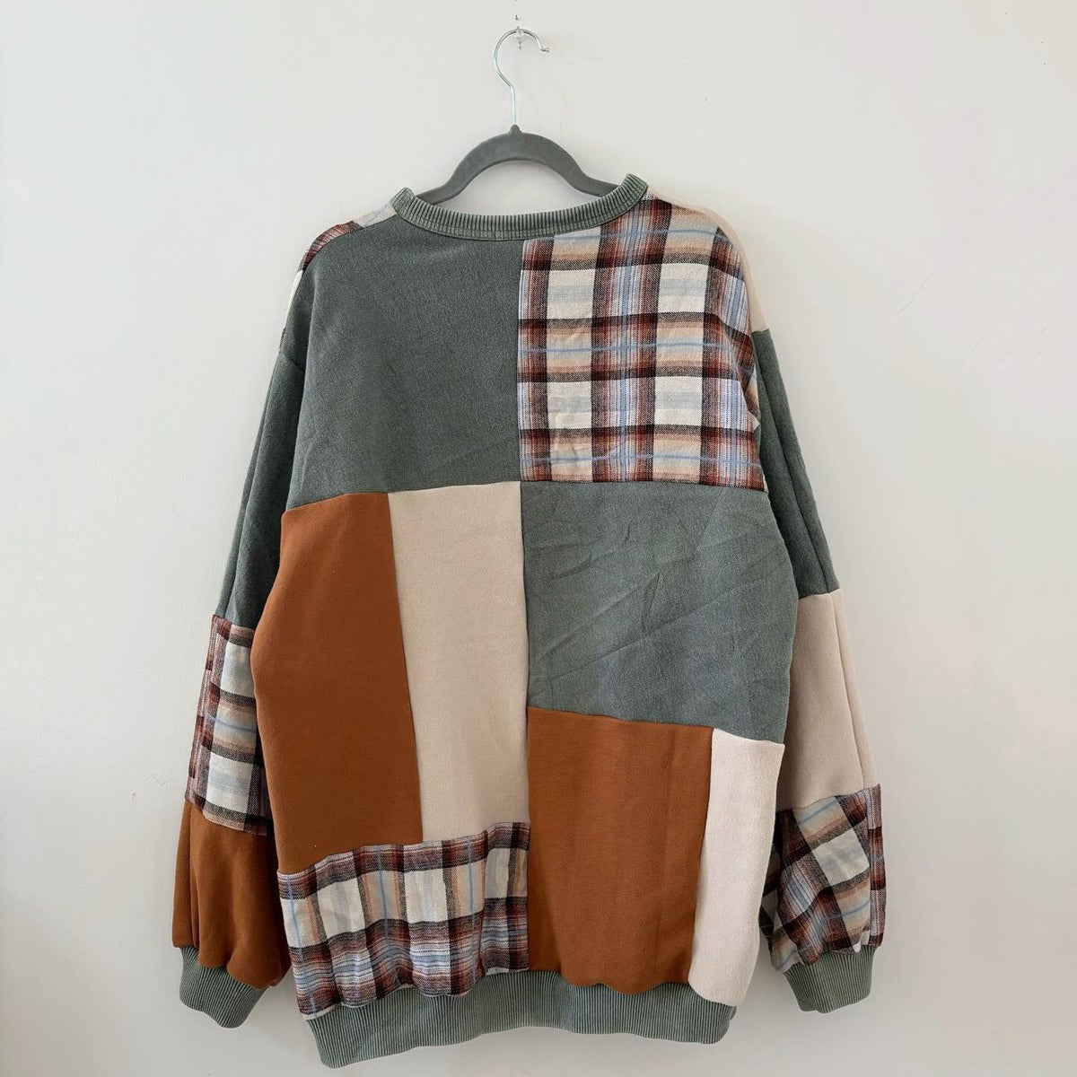 Alpine Scenic Block Spliced Pullover
